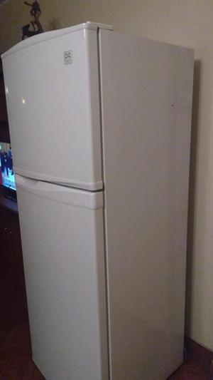 Vendo Refrigerador Daewoo
