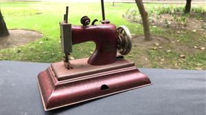 antigua maquina de coser