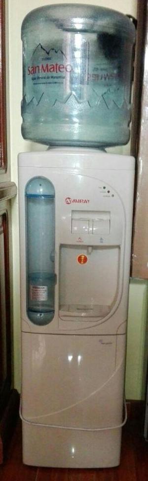 Dispensador de agua fría y caliente