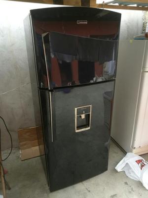 Vendo Refrigeradora Indurama Ri480 Negro