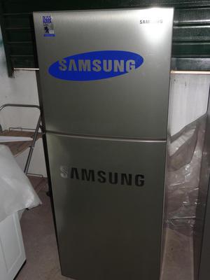 refrigeradora samsumg 250L como nuevo