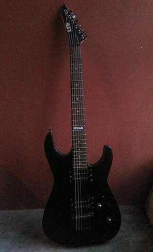 Guitarra Eléctrica negra LTD