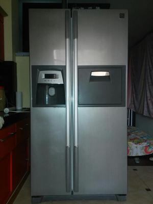 Refrigerarora Daewoo 2 Puertas de Lujo