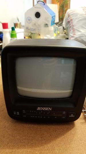 Televisor B/n 5.5 Pulg. Jensen