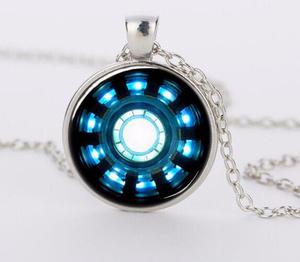 IRON MAN TONY STARK COLLAR Y LLAVERO