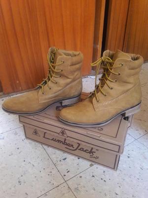 Vendo Zapato Caña Alta Elegante