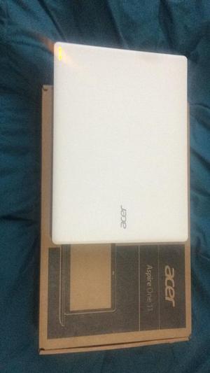 Laptop Acer One 11