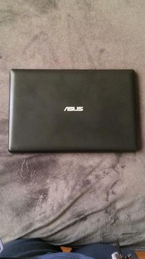 Laptop Asus 11.6 Pulgadas Proc. Celeron