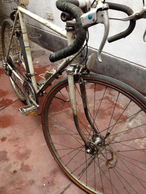 Antigua bicicleta Monark