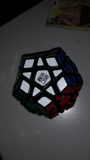 Cubo Megamix Moyu Usado