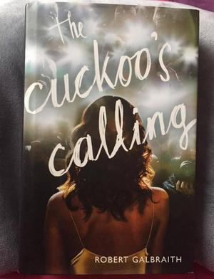 Libro The Cuckoo's Calling J.K Rowling bajo el pseudonimo de