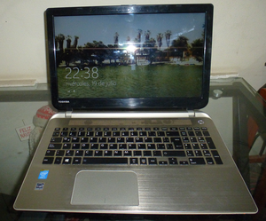 Lapto corel I7