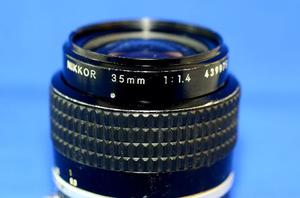 Lente Luminoso Nikon 35mm/1.4