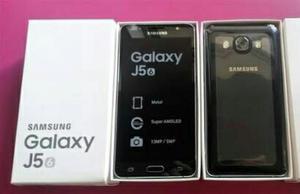 Samsung Galaxy J5 en Caja con Accesorios