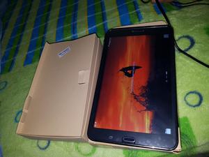 Tablet Tab 4 8 Pulg. 16 Gb en Caja