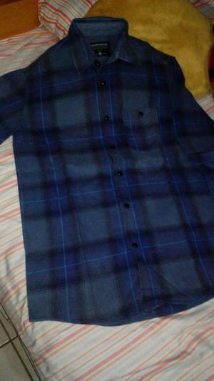 Camisa azul talla M