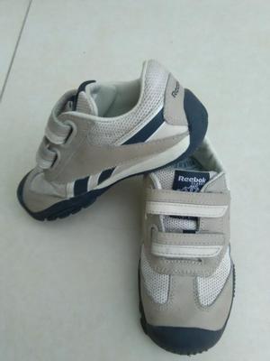 Zapailla Reebok original para Niño.