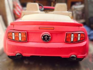 AUTO BARBIE MUSTANG DE FISHER PRICE