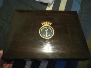 Caja de La Marina Brasilera