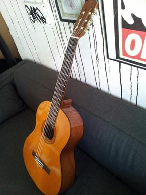 Guitarra Yamaha C40 Acustica S/330