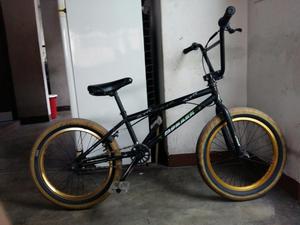 Vendo Bmx para Hacer Piruetas