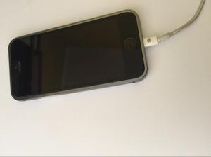 iPhone 5S con Pequeño Detalle