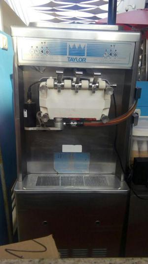 Maquina de helados Taylor con inyector de sabores Favor