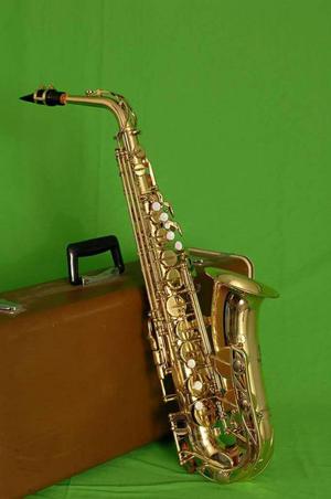Un saxofon Yamaha yas 32 MADE IN JAPAN