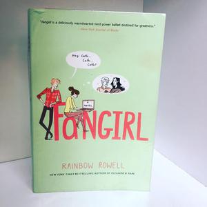 Fangirl Rainbow Rowell (Libro Original)