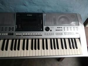 Teclado Yamaha Psr S900