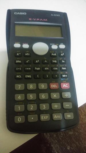 Casio Calculadora Científica Fx82ms