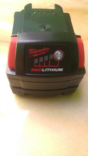 Patz Bateria Milwaukee 3.0 Amperios Nuev