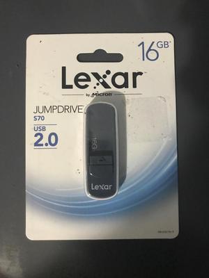 USB Lexar 16 GB