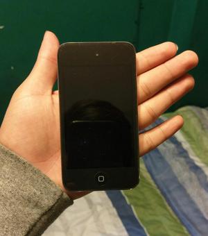 Vendo Ipod Touch 4 de 32GB