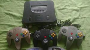 Vendo Nintendo 64 con 3 Mandos Y 2juegod