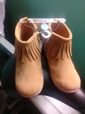 Botines para Niña Carters