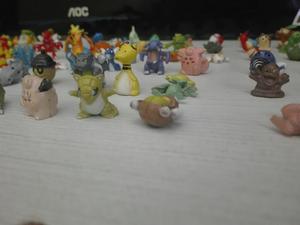 Colección de Pokemones Miniatura