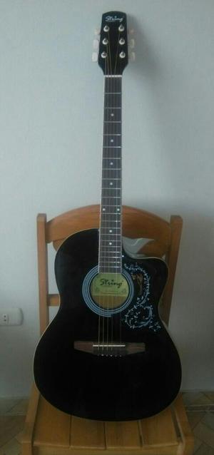 Guitarra Ayacuchana