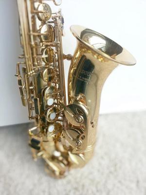 Saxofon Saxo Alto Jupiter modelo AS767