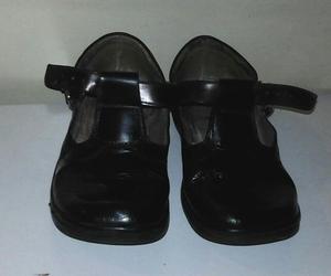 Vendo zapato de Cuero para colegio.