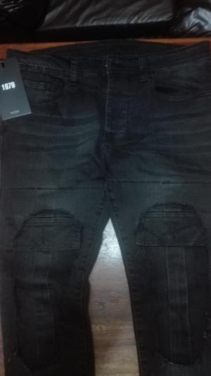 jeans negro marca ZOE MAN talla 32