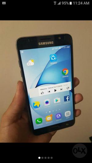 Samsung Galaxy J7 Versión  Impecable