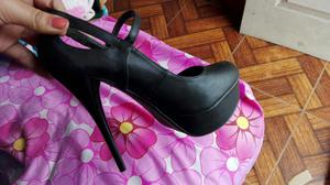 Zapatos Negros con Plataforma Talla 36