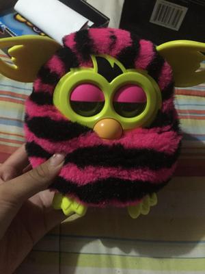 Vendo furby BOOM