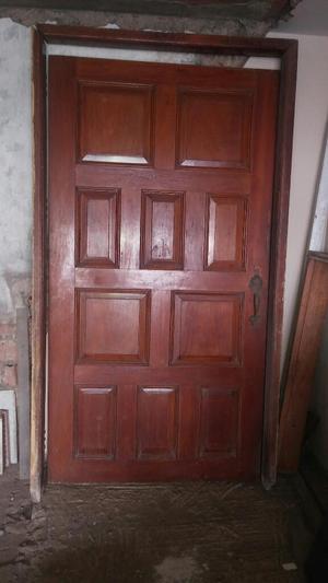 Vendo Puerta de Cedro para Principal