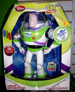 Publicado buzz lightyear