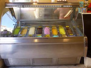 Exhibidora de helados de 16 sabores Arequipa