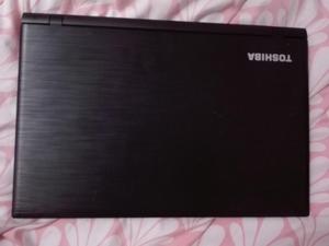 Vendo Notebook Toshiba de 15.6`