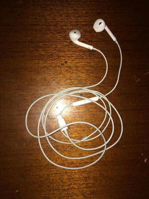 Ear Pods de iPhone 7 en Perfecto Estado