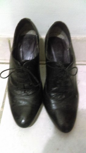 Zapatos De Cuero Mod. Oxford Marca Via Uno Color Negro T. 37